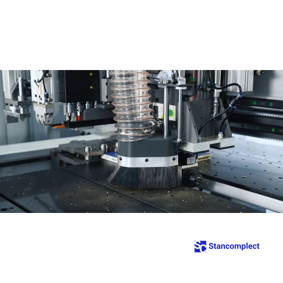 CNC drilling center KD-610NHZ with two drilling groups (milling with tool change + grooving saw)